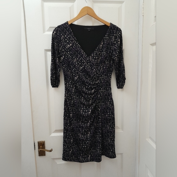 3/4 sleeve faux wrap style Jersey dress from COAST size 10 - Picture 9 of 9
